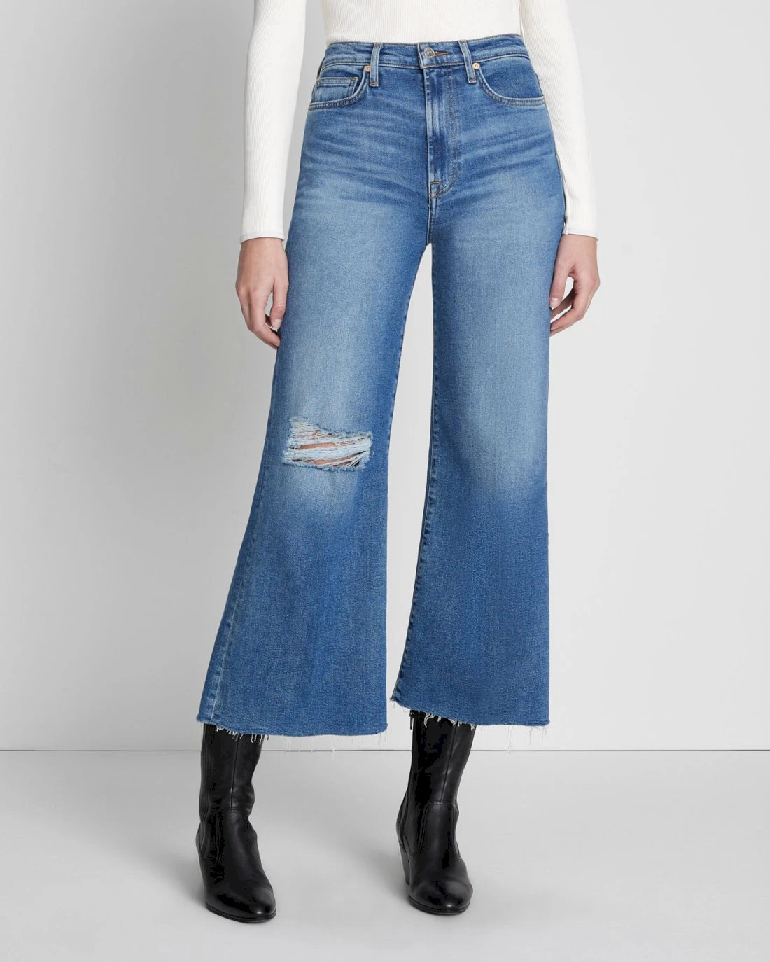 7 For All Mankind Luxe Vintage Ultra High Rise Cropped Jo In Lyme 4 7 For All Mankind Luxe Vintage Ultra High Rise Cropped Jo In Lyme - Image 2