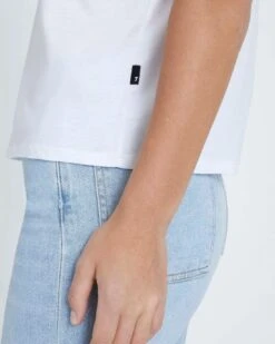 7 For All Mankind V-Neck Tee In White -7 For All Mankind Shop 4579b07421b05acb5b524ad804db8588