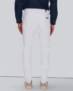 7 For All Mankind EarthKind StretchTek Slimmy Tapered In White 9 7 For All Mankind EarthKind StretchTek Slimmy Tapered In White -7 For All Mankind Shop 7T042C13 SKA 4