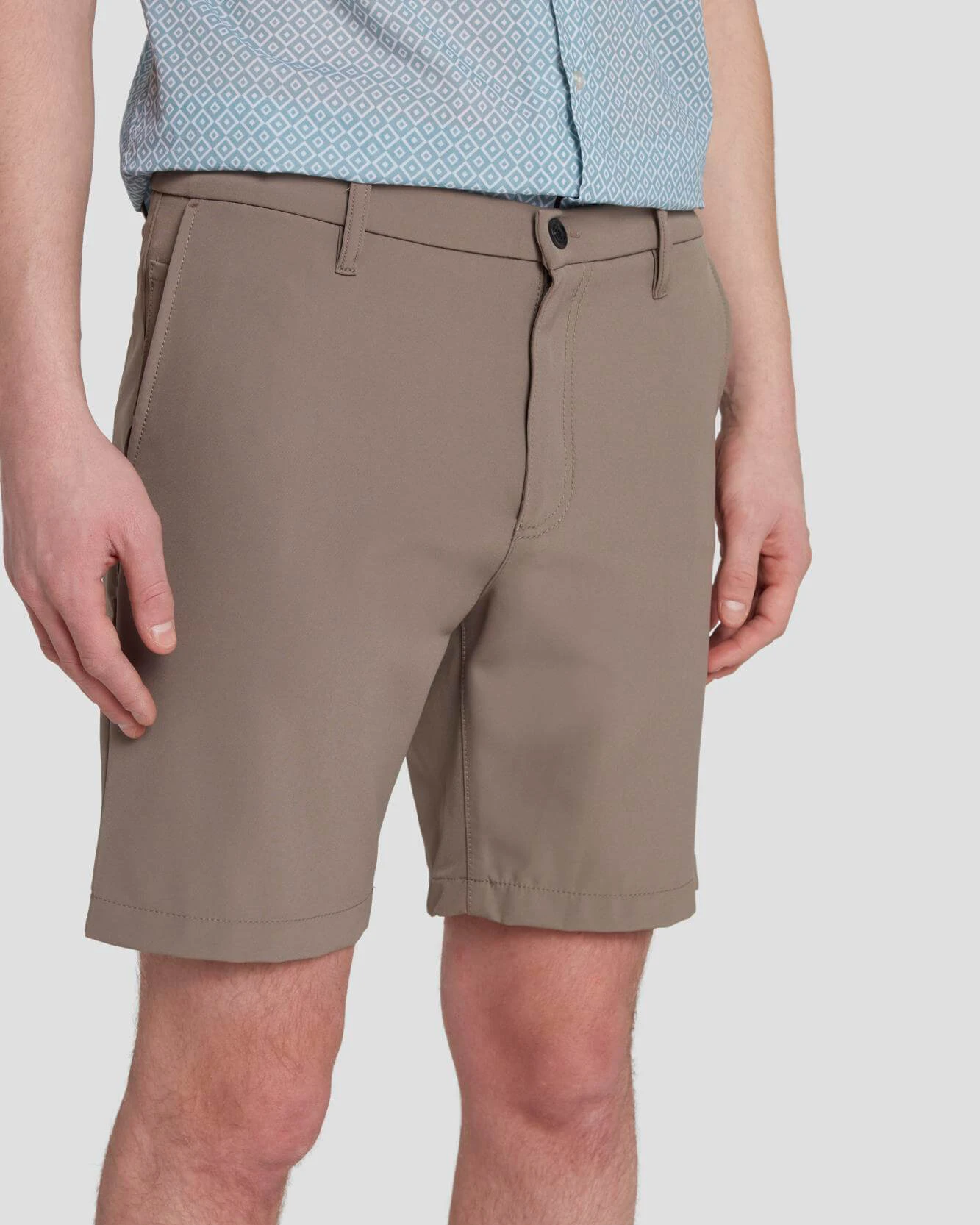 7 For All Mankind Tech Series Short In Light Grey 5 7 For All Mankind Tech Series Short In Light Grey - Image 3