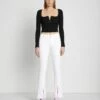 7 For All Mankind Slim Illusion Kimmie Straight In White -7 For All Mankind Shop 7U343399 SMW 1