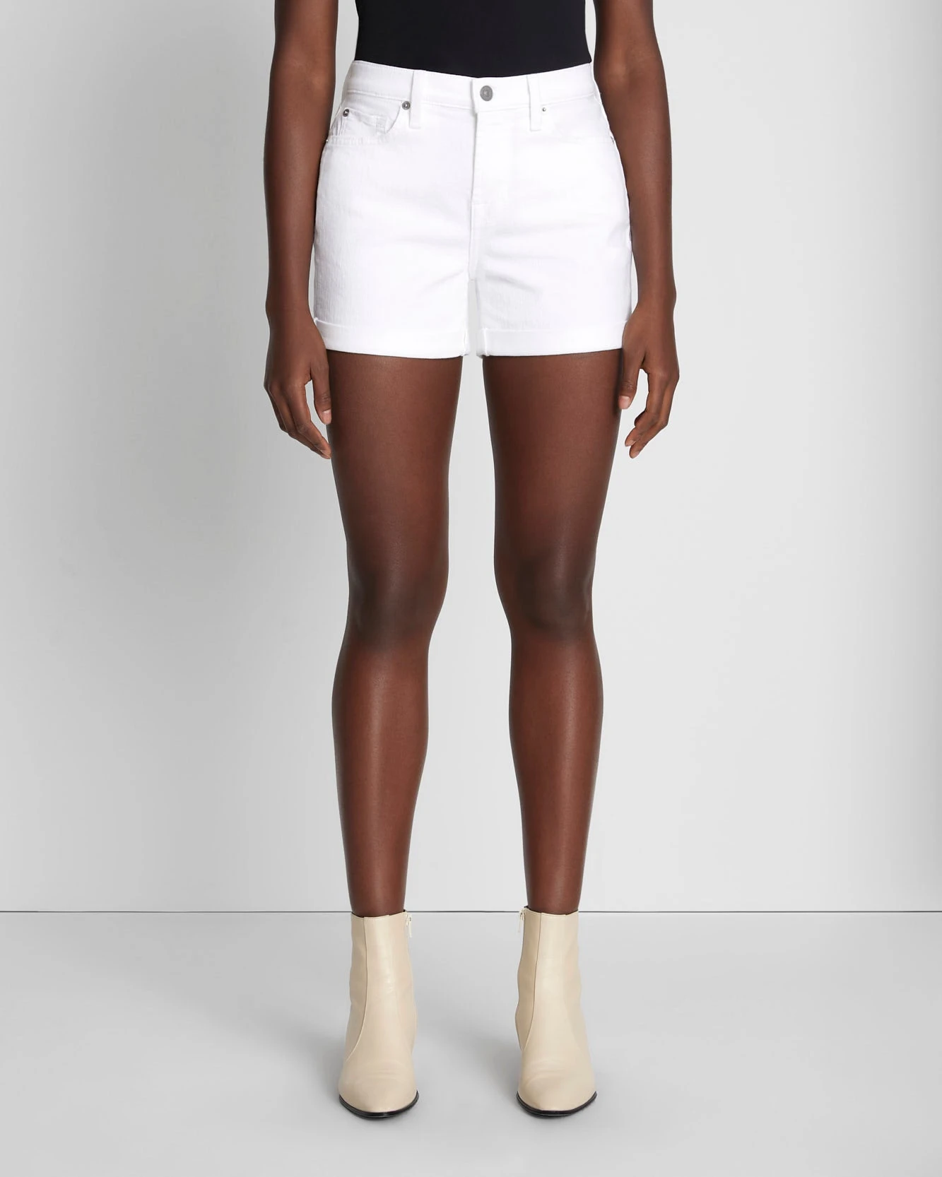 7 For All Mankind Broken Twill Mid Roll Short In White 4 7 For All Mankind Broken Twill Mid Roll Short In White - Image 2