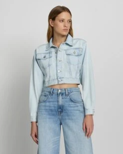 7 For All Mankind Cropped Trucker Jacket In Icy Indigo