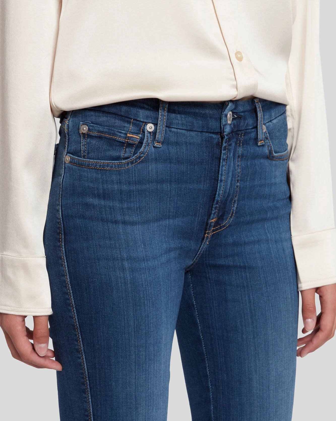 7 For All Mankind Slim Illusion Kimmie Straight In Luxe Love Story 5 7 For All Mankind Slim Illusion Kimmie Straight In Luxe Love Story - Image 3