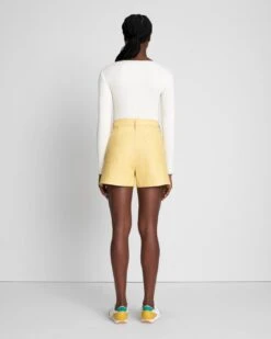 7 For All Mankind Faux Leather Tailored Short In Jojoba -7 For All Mankind Shop e76c73c902a95ce18d33481b1a9f1361